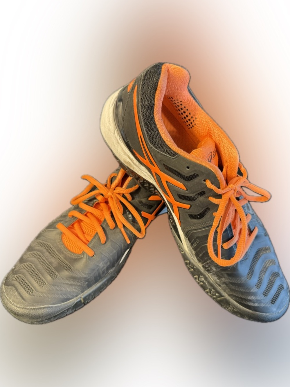 ASICS Gel Resolution 7 Tennis Shoes Black Orange size 11.5 w/FREE matching hat